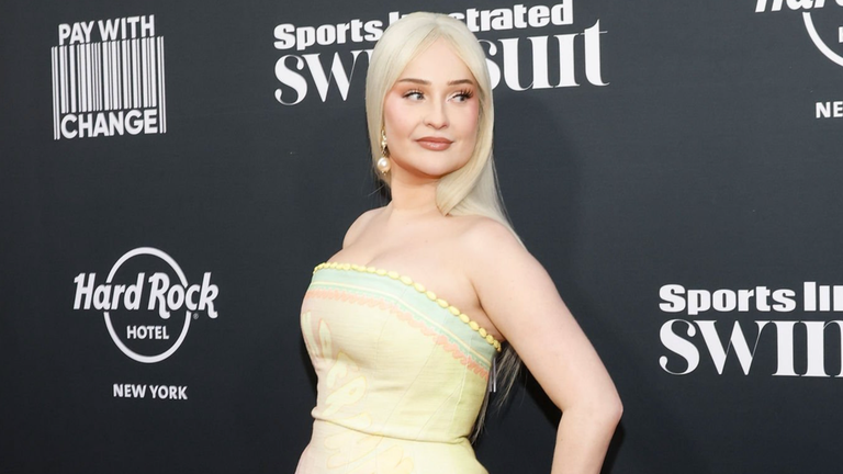 Kim Petras' 'Sports Illustrated' Swimsuit Cover: See the Photos