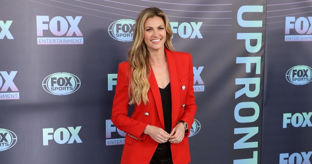 Erin Andrews Shares First Photo of Son Mack - TrendRadars