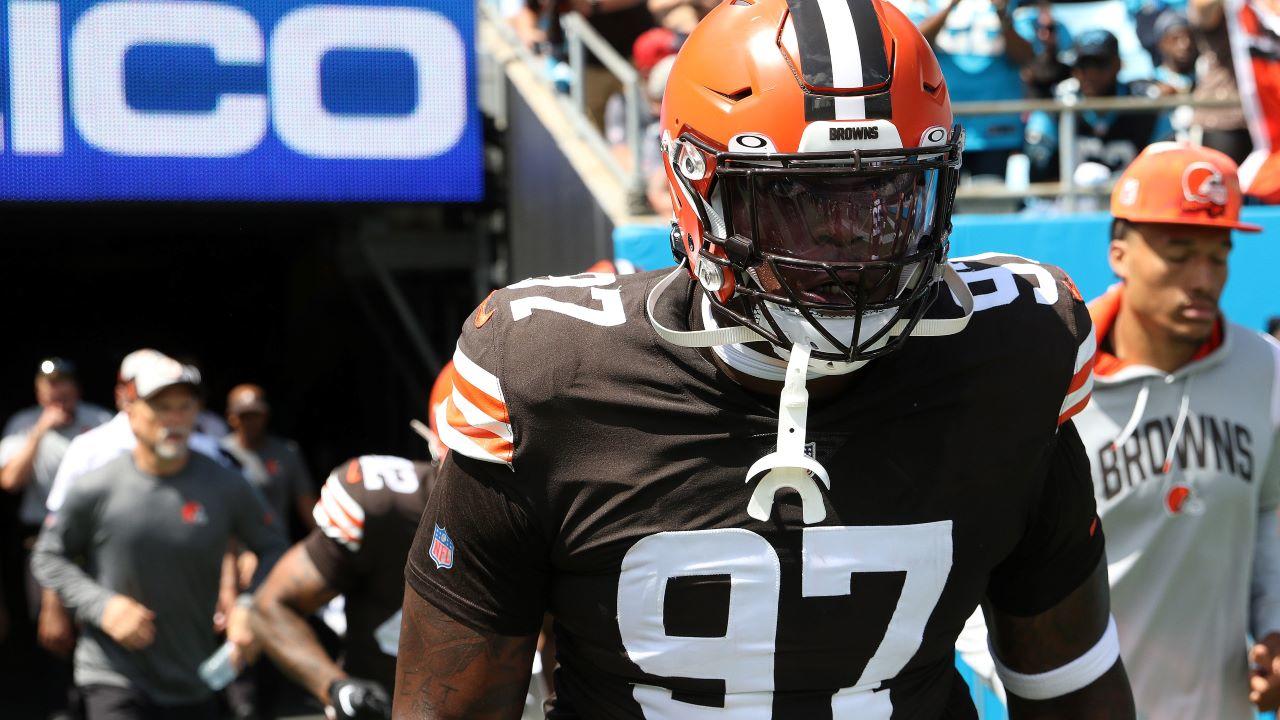 Browns release DT Perrion Winfrey amid investigation