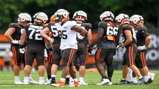 Photos: Joe Thomas - Hall of Fame Enshrinement