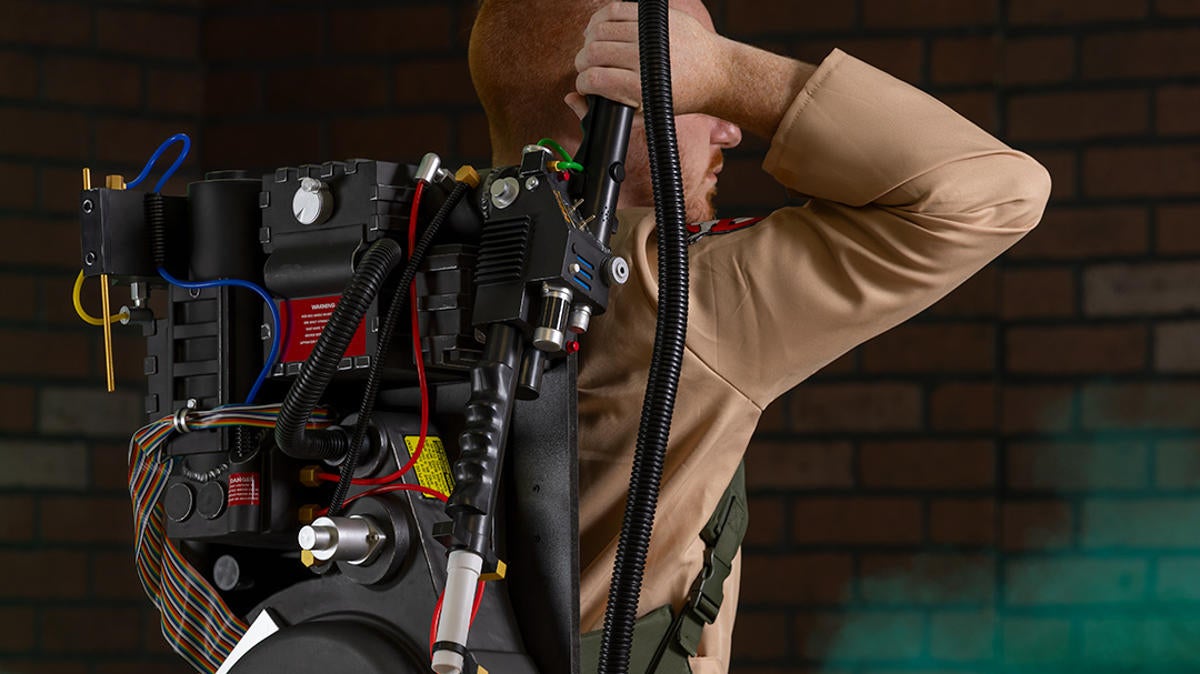 halloween-costumes-ghostbusters-proton-pack-top