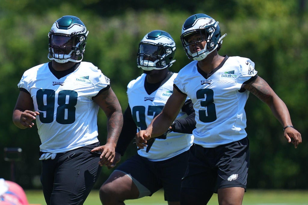 Eagles training camp Day 1 observations: Nolan Smith, Jalen Carter stand out in first practice