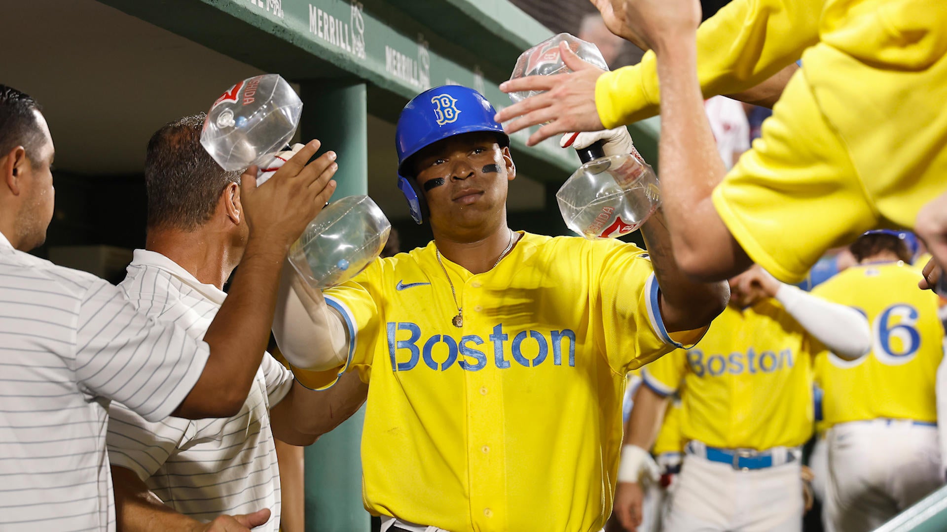 Red Sox Bringing Back Yellow 'City Connect' Jerseys For Marathon Weekend  Series - CBS Boston
