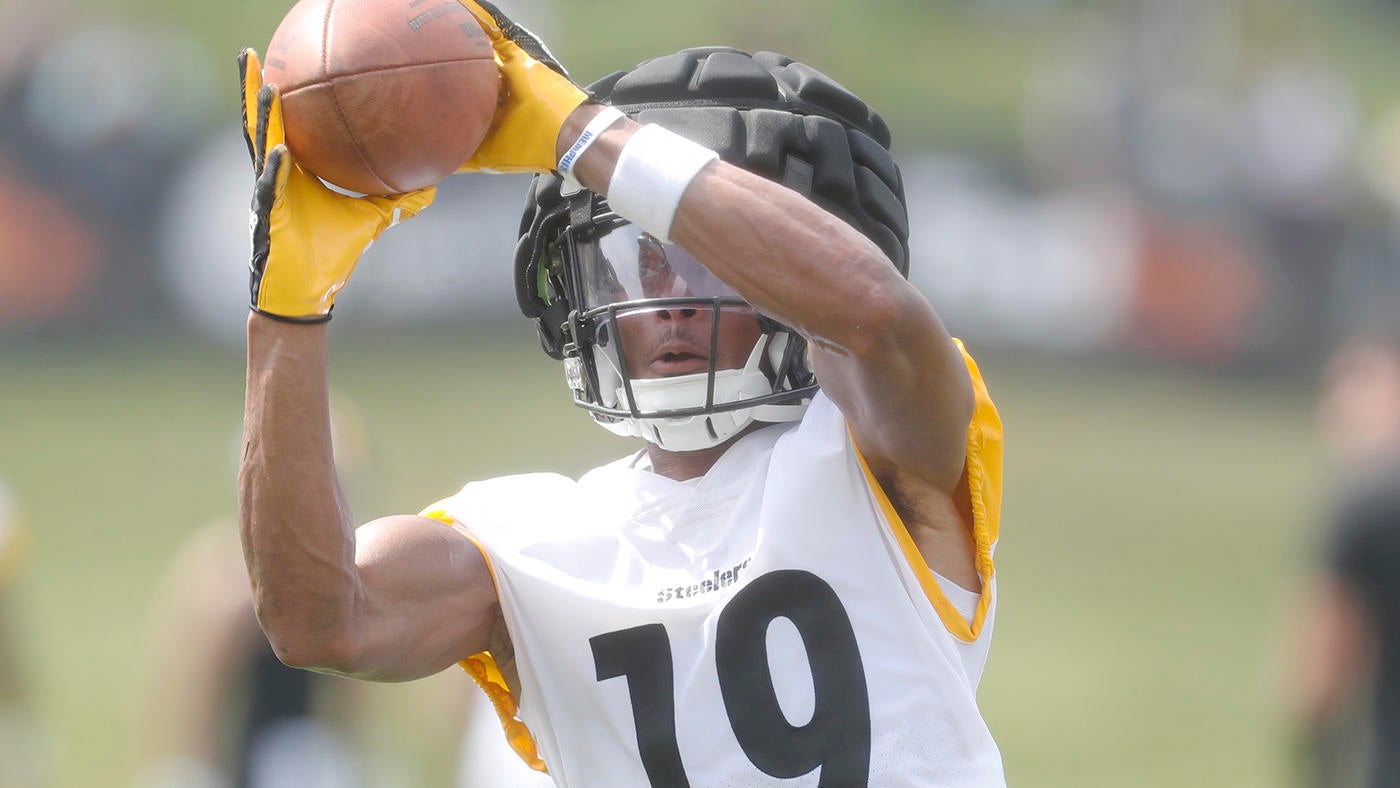 Steelers training camp Day 2 observations: Calvin Austin III makes biggest play of practice, presence felt