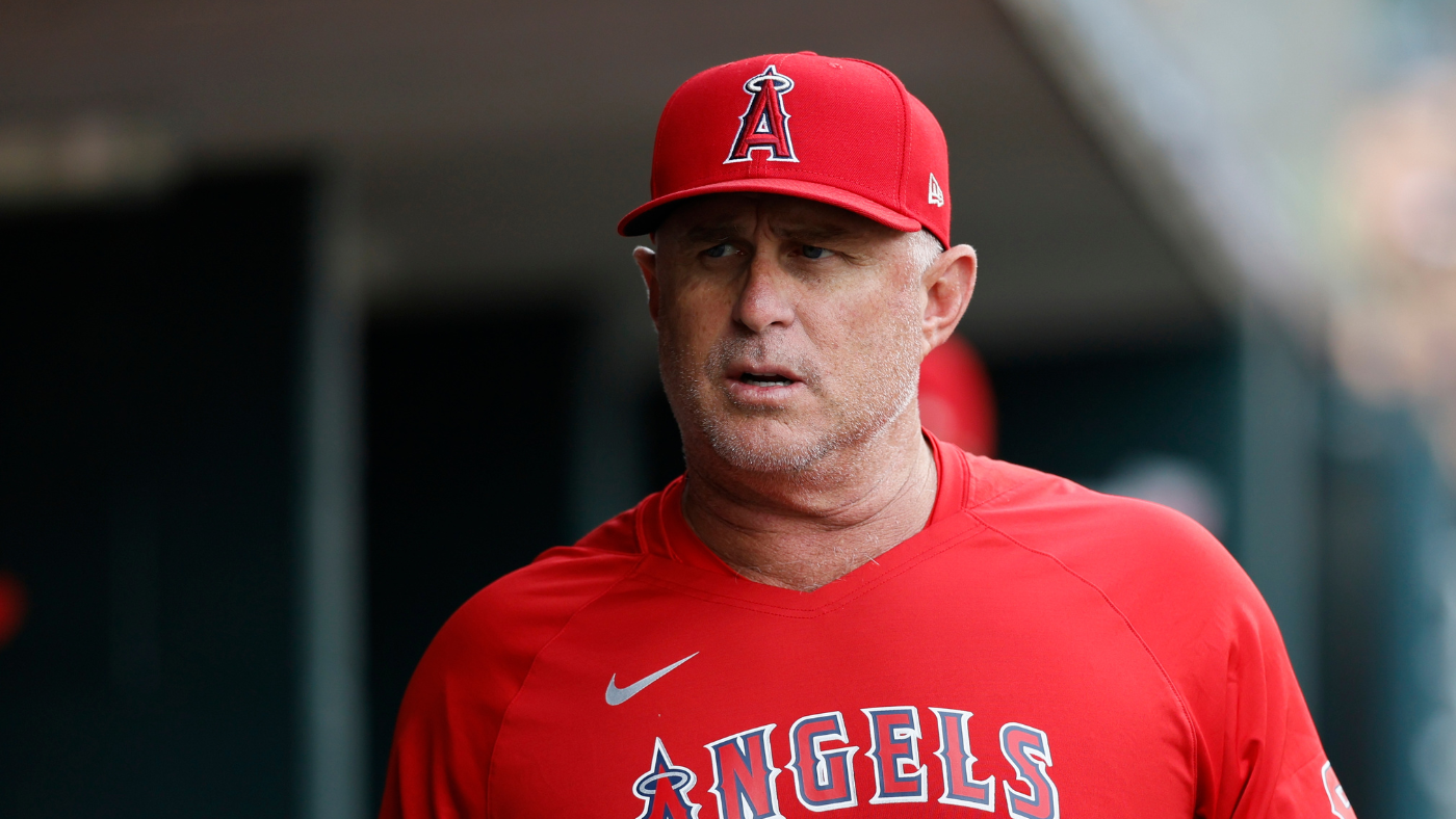 Angels manager Phil Nevin suspended one game for outburst at umpires over game-ending called third strike