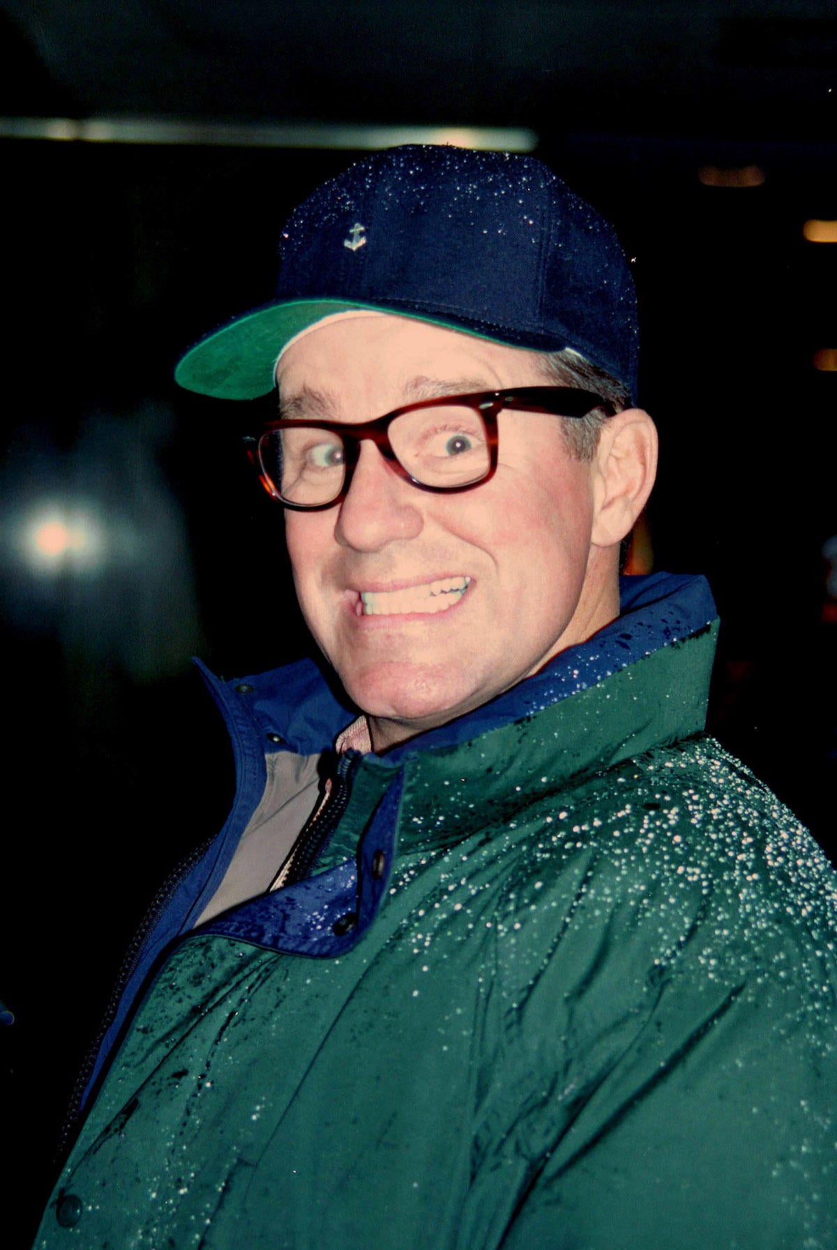 Phil Hartman sighting in Rockefeller Center – February 10, 1994