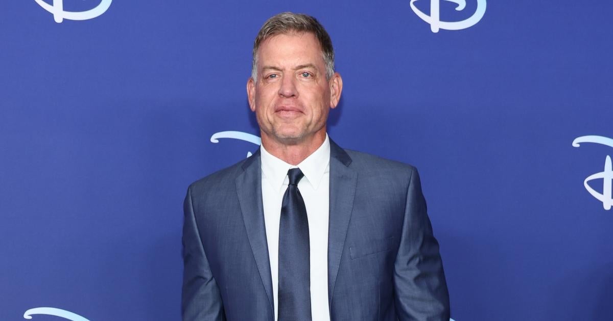 Troy Aikman apologizes for dresses remark from Monday night - NBC Sports