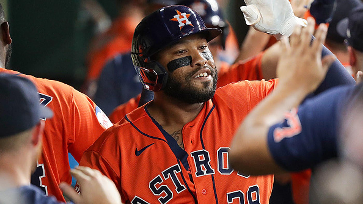 Astros' Jon Singleton homers for first time since 2015, then homers again