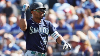 Julio Rodriguez sets MLB record for hits in 4-game stretch in Mariners'  rout of Astros