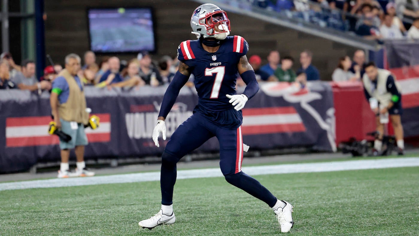 Patriots' Isaiah Bolden released from hospital following scary collision during Saturday's suspended game