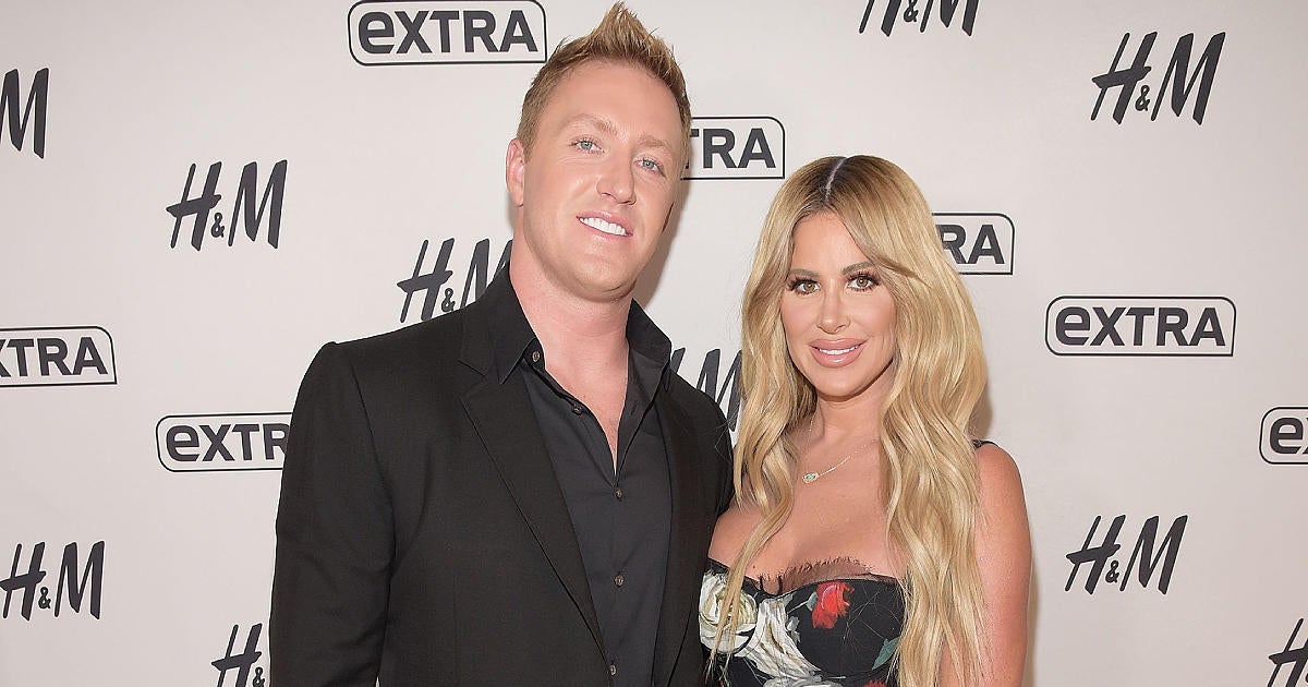 Kim Zolciak Calls 911 on Estranged Husband Kroy Biermann Over ‘Safety Fears’ Kim Zolciak Calls 911 on Estranged Husband Kroy Biermann Over ‘Safety Fears’