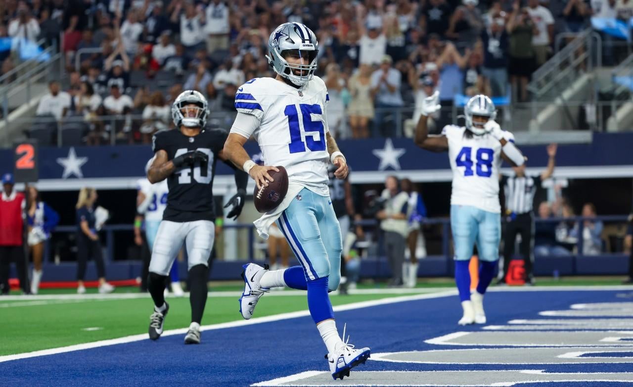 Eagles sign former Cowboys QB to compete for No. 3 spot behind Jalen Hurts and Kenny Pickett, per report