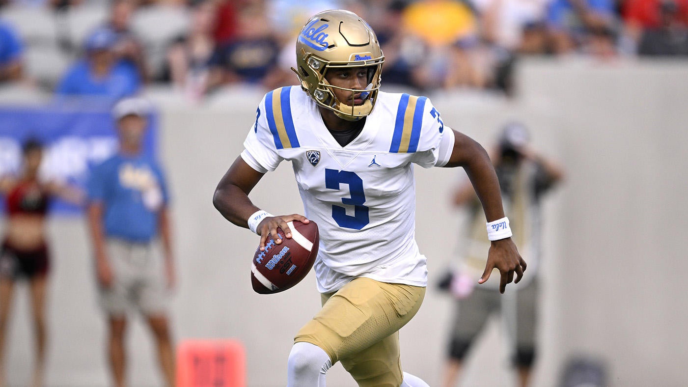 uclafootball exited the first quarter tied with San Diego State at seven.  But a 21-point second quarter gave the Bruins a lead they…