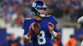 Report: Daniel Jones avoided serious leg injury, could play vs