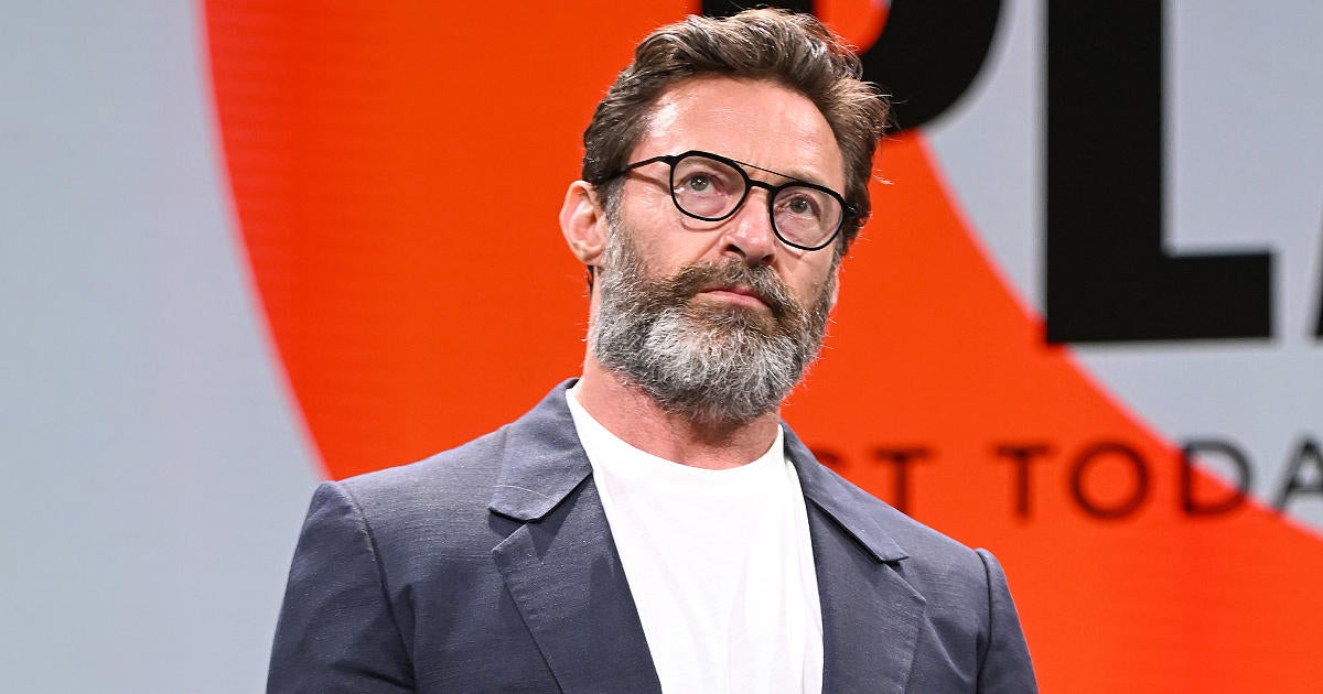 Hugh Jackman Takes N.Y.C. Stroll Day After Separation Announcement