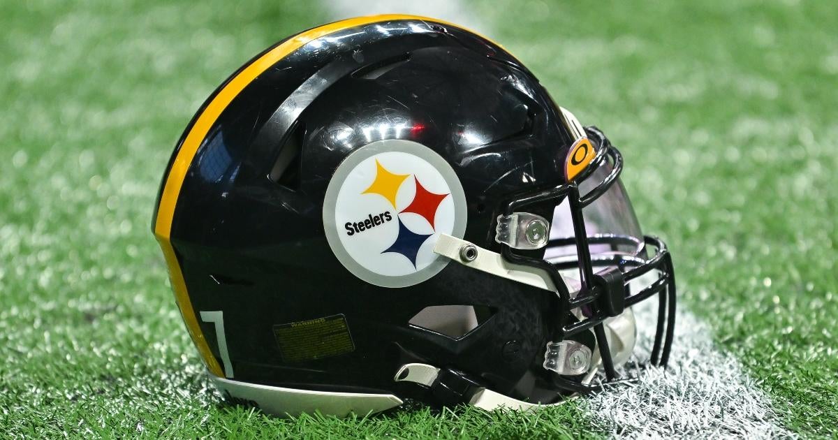 Steelers' plane makes emergency landing in Kansas City after oil