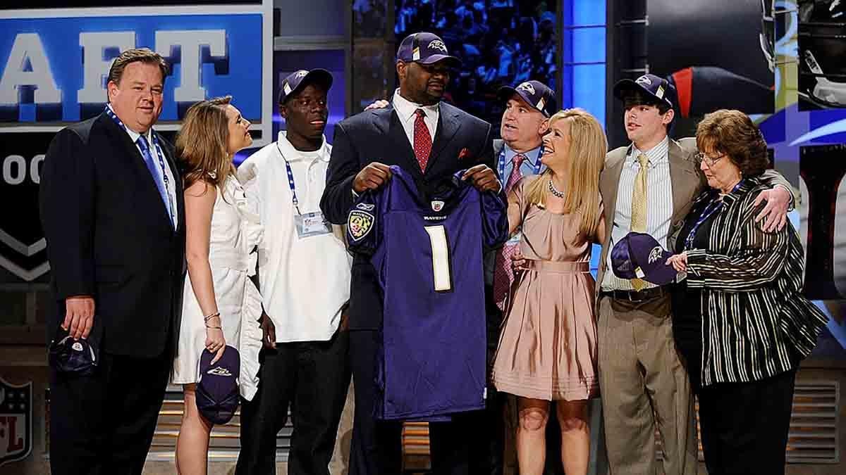 Michael Oher's Conservatorship Ended by Judge in 'Blind Side' Suit - Men's  Journal