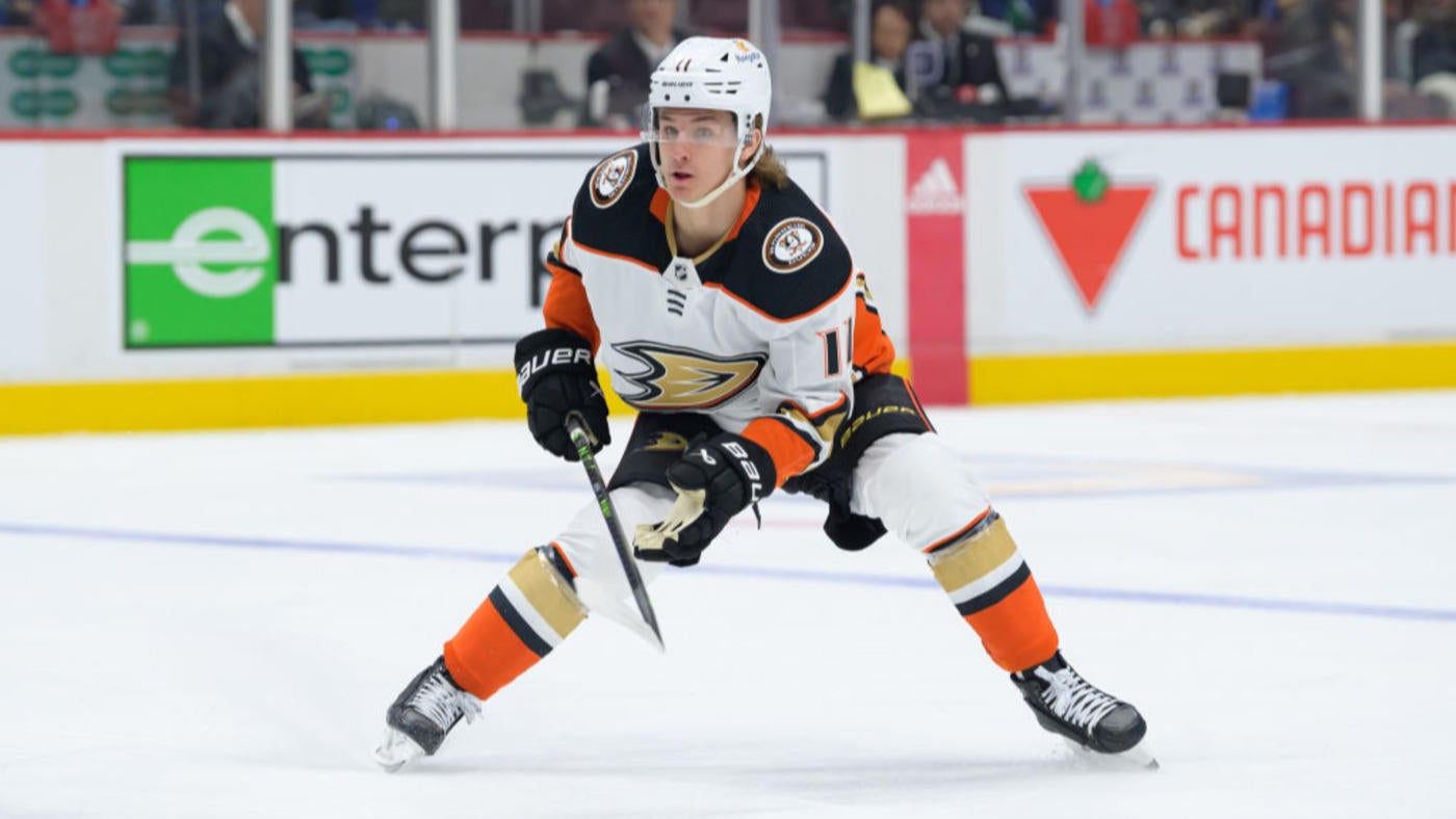 Trevor Zegras signing: Ducks, star forward agree to three-year contract extension