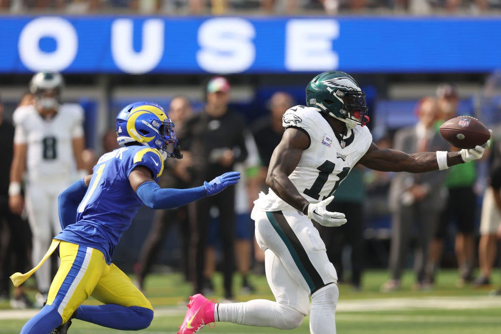 Philadelphia Eagles v Los Angeles Rams