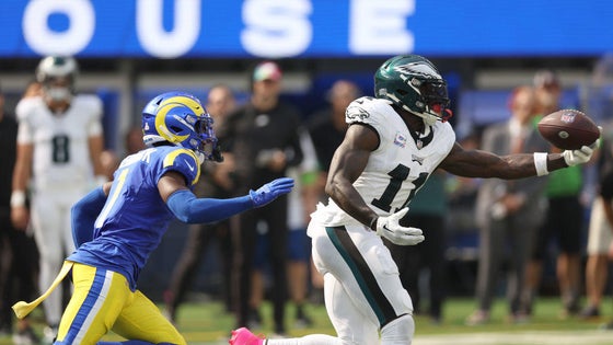 Philadelphia Eagles v Los Angeles Rams