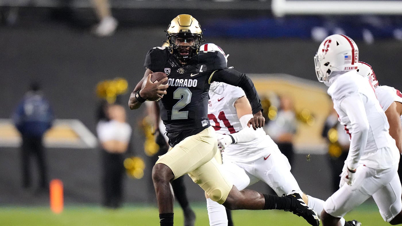 WATCH: Referee threatens Colorado with penalty for PA announcer playing music with Stanford on offense