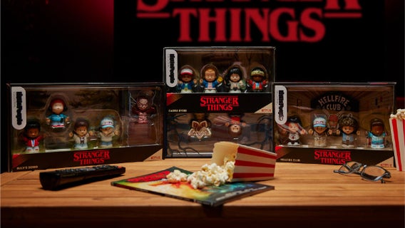 stranger-things-little-people-collector