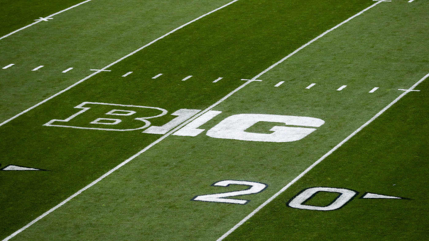 NCAA Football: Iowa at Penn State