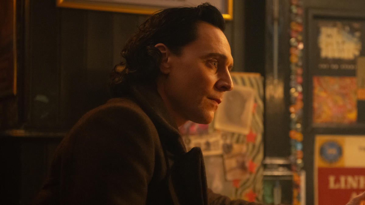 Loki Fans Worried About Season 2 Finale After Spotting Concerning Message  in Episode 5