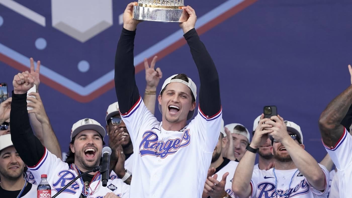 LOOK: Rangers’ Corey Seager pokes fun at Astros’ Alex Bregman during World Series parade