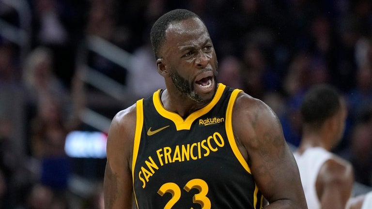 Warriors' Draymond Green Ejected From Game After Putting Timberwolves' Rudy Gobert in Chokehold