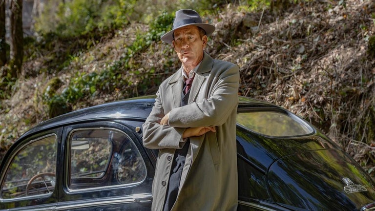 Clive Owen Starring in New AMC Neo-Noir Thriller 'Monsieur Spade'