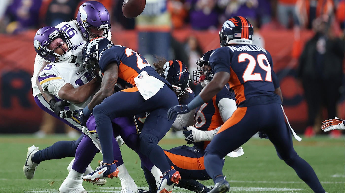 Broncos' Kareem Jackson suspended for four more games for his hit on Vikings' Joshua Dobbs on Sunday night