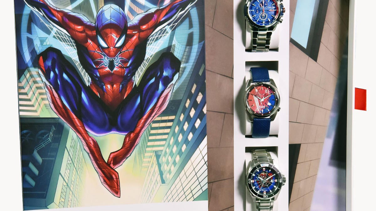 Boys' Marvel Captain America Plastic Watch - Blue : Target