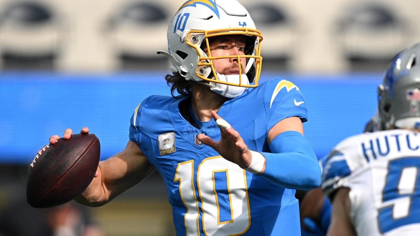 2023 NFL Week 12 player props, odds, expert picks, prop bets: Justin Herbert under 251.5 passing yards