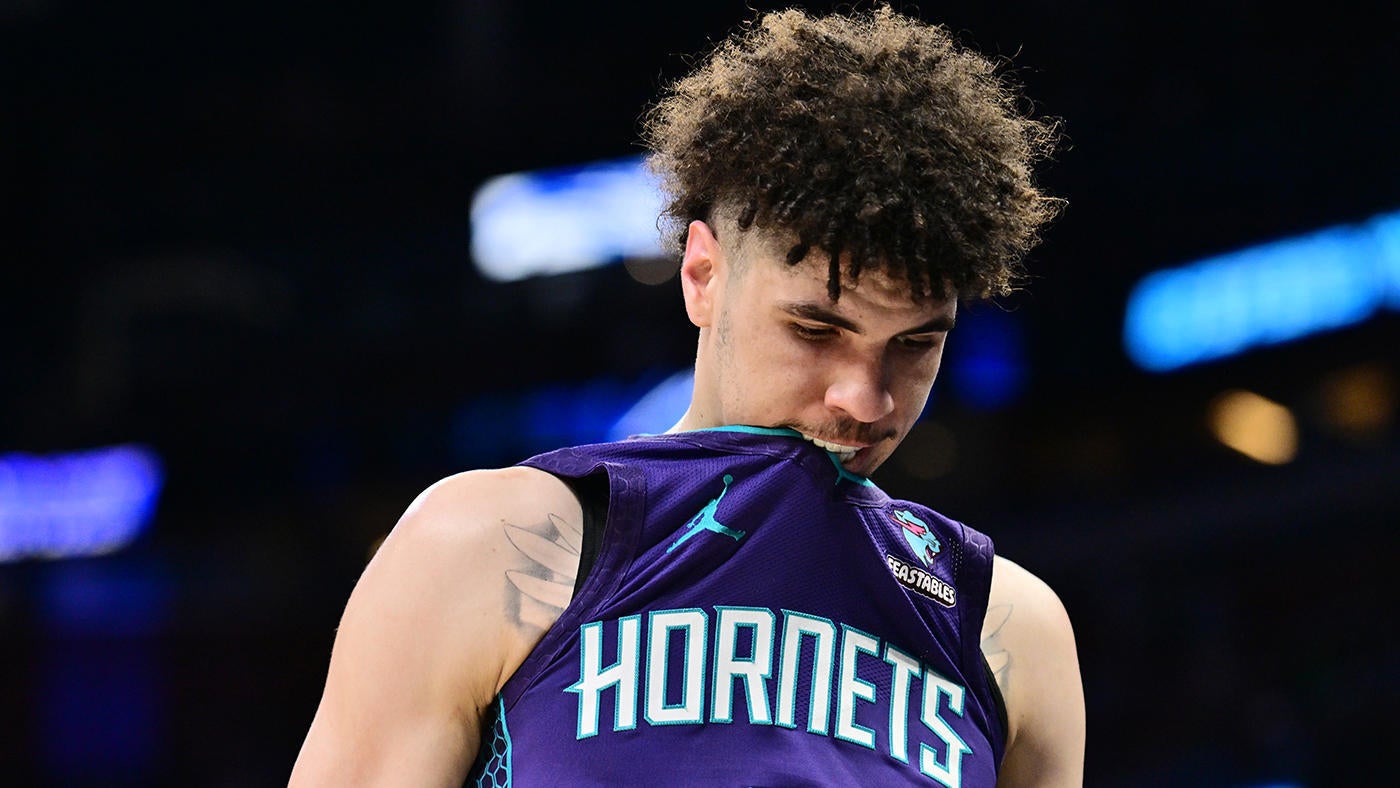 LaMelo Ball injury update: Hornets guard doubtful for Tuesday vs. Knicks due to right ankle strain