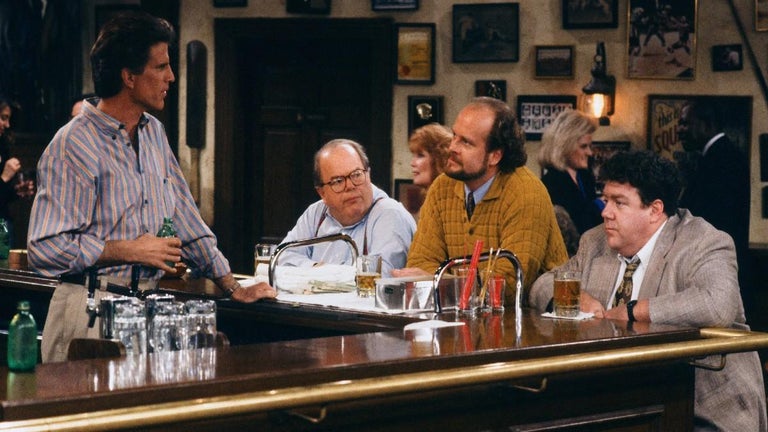 Why Kelsey Grammer Doesn't Want 'Frasier' Reboot to Show the 'Cheers' Bar
