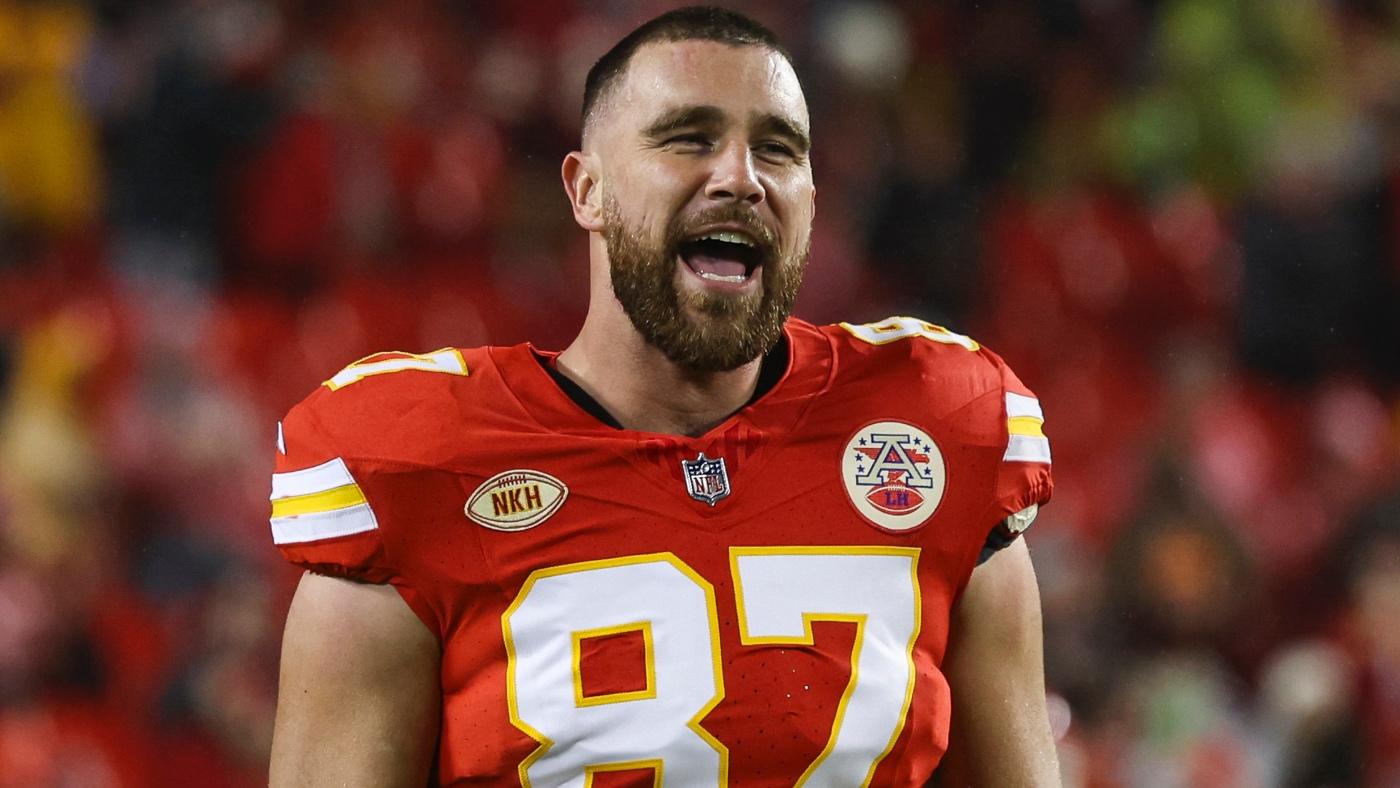 WATCH: Machine Gun Kelly offers Travis Kelce $500,000, other incentives to leave Chiefs and join Browns