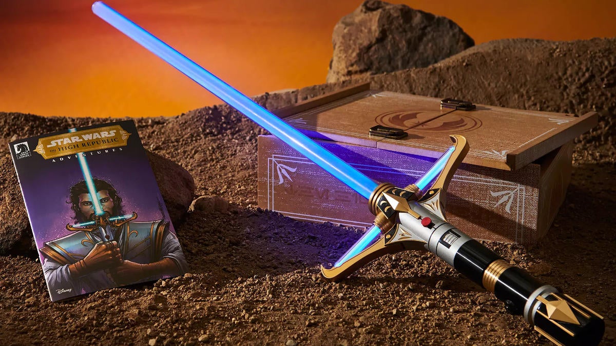 New Star Wars Galaxy of Adventures show gives you every lightsaber