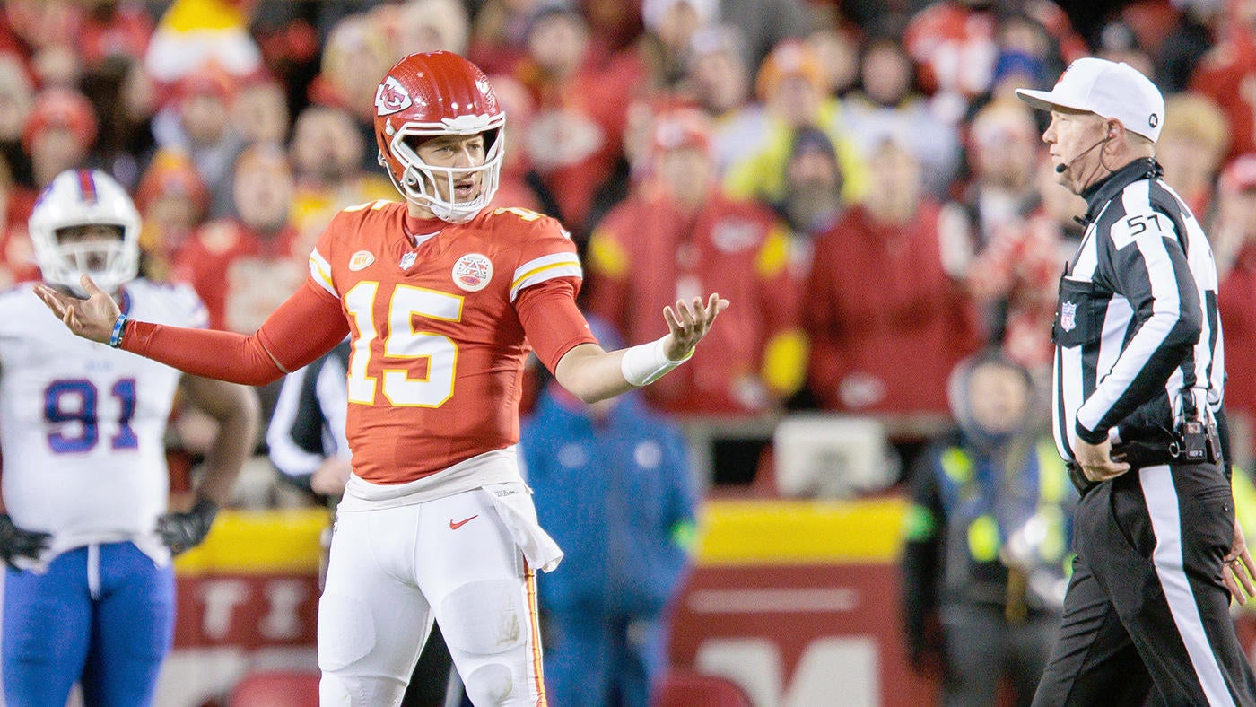 NFL fines Patrick Mahomes, Andy Reid for postgame comments about officiating in Bills-Chiefs game, per report