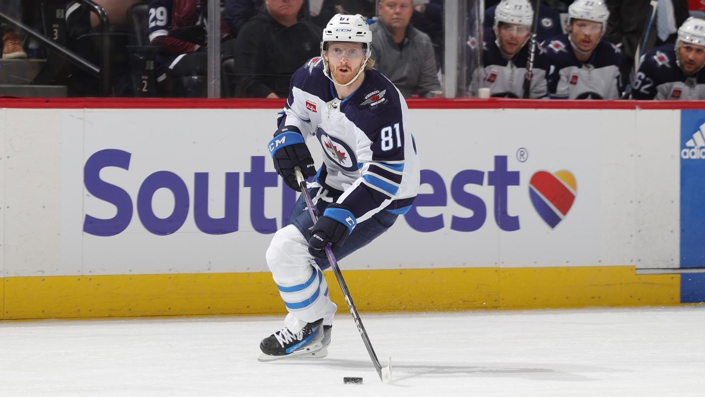 Jets forward Kyle Connor will miss six to eight weeks with knee injury