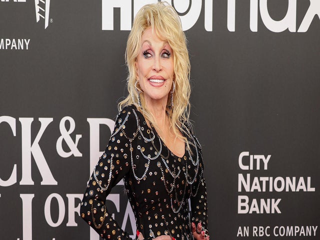 Dolly Parton Unveils 'Good Lookin' New Project