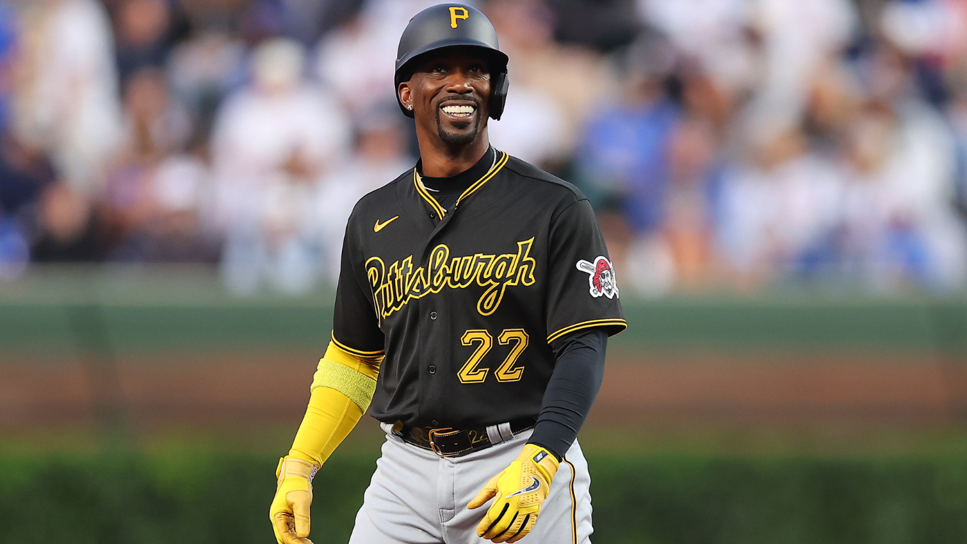 Andrew McCutchen re-signs with Pirates: Veteran outfielder returns to Pittsburgh on one-year deal, per report