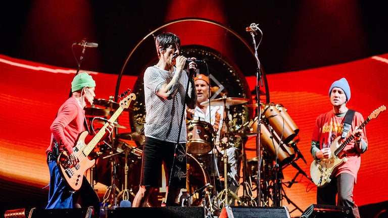 Red Hot Chili Peppers Member Suffers Injury, Major Concert Canceled