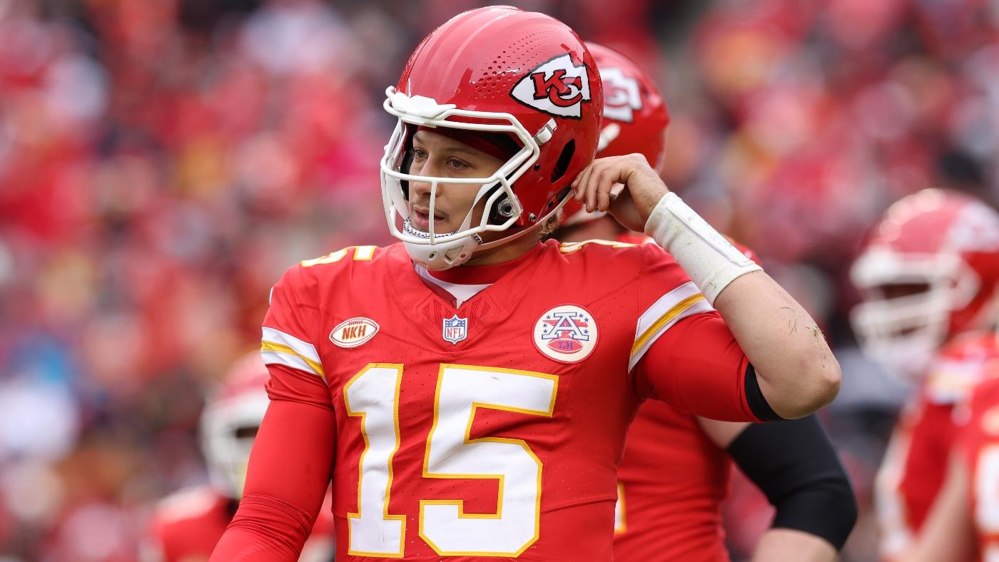 Former Chiefs star Dante Hall shares advice for Patrick Mahomes, calls out offensive coordinator Matt Nagy