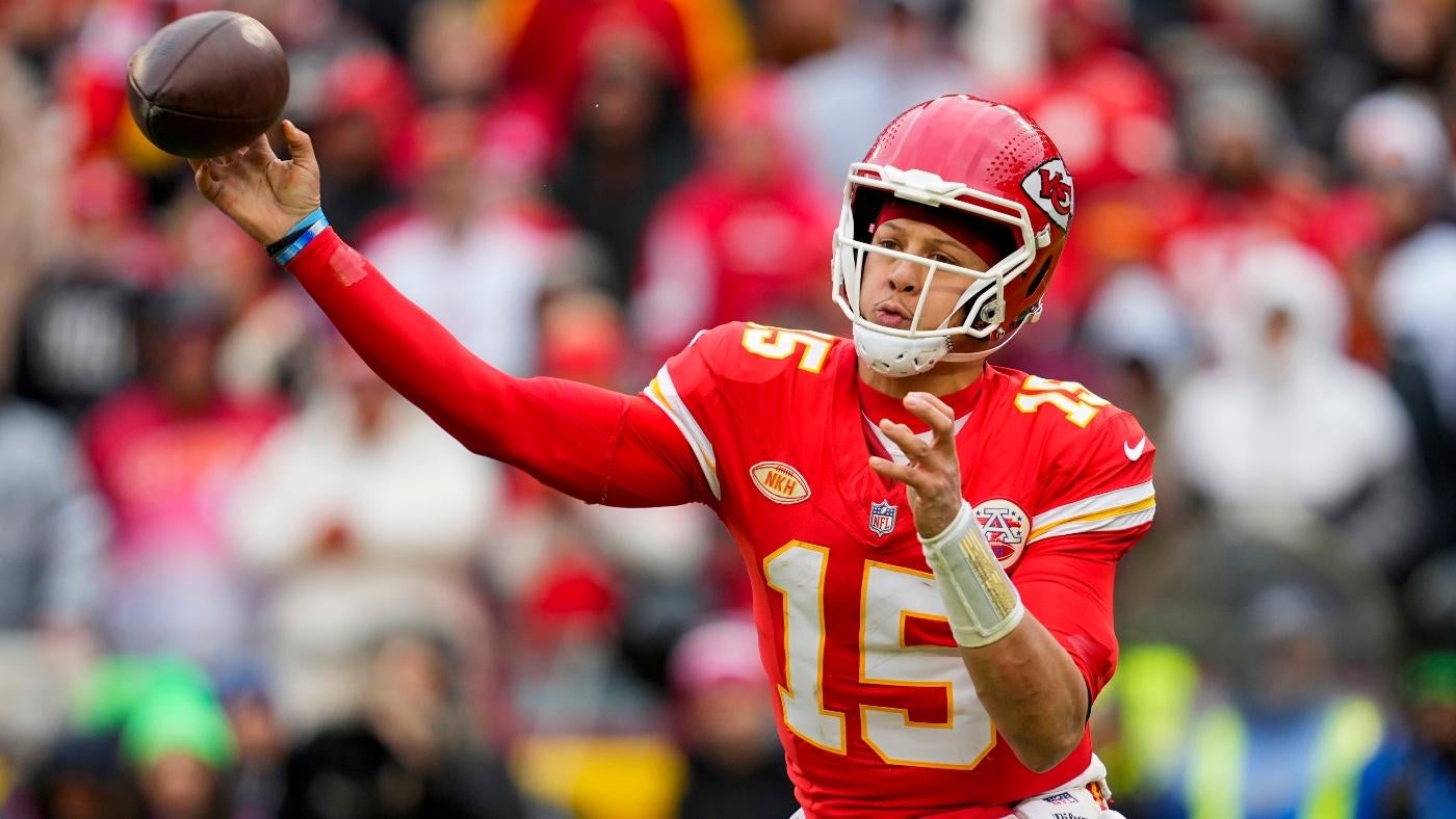 Dynasty Fantasy Football Quarterback Rankings: Top Buys include Patrick Mahomes and Aaron Rodgers