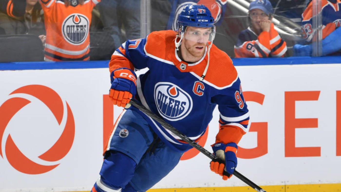 NHL Star Power Index: Oilers' Connor McDavid reaches 900 career points, Sebastian Aho racking up assists