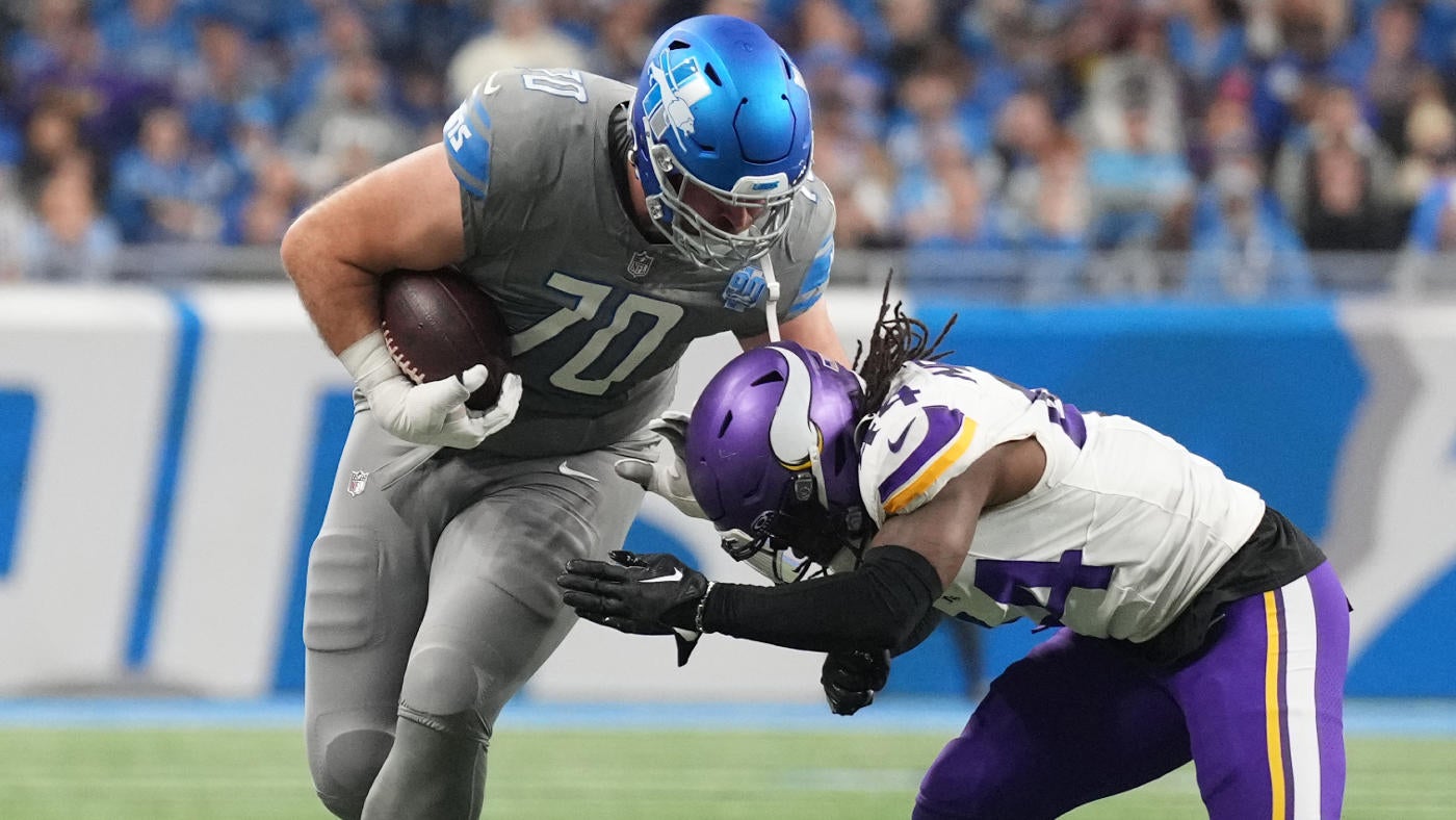 LOOK: Lions troll NFL officials as OL Dan Skipper catches pass, reports as eligible multiple times vs. Vikings