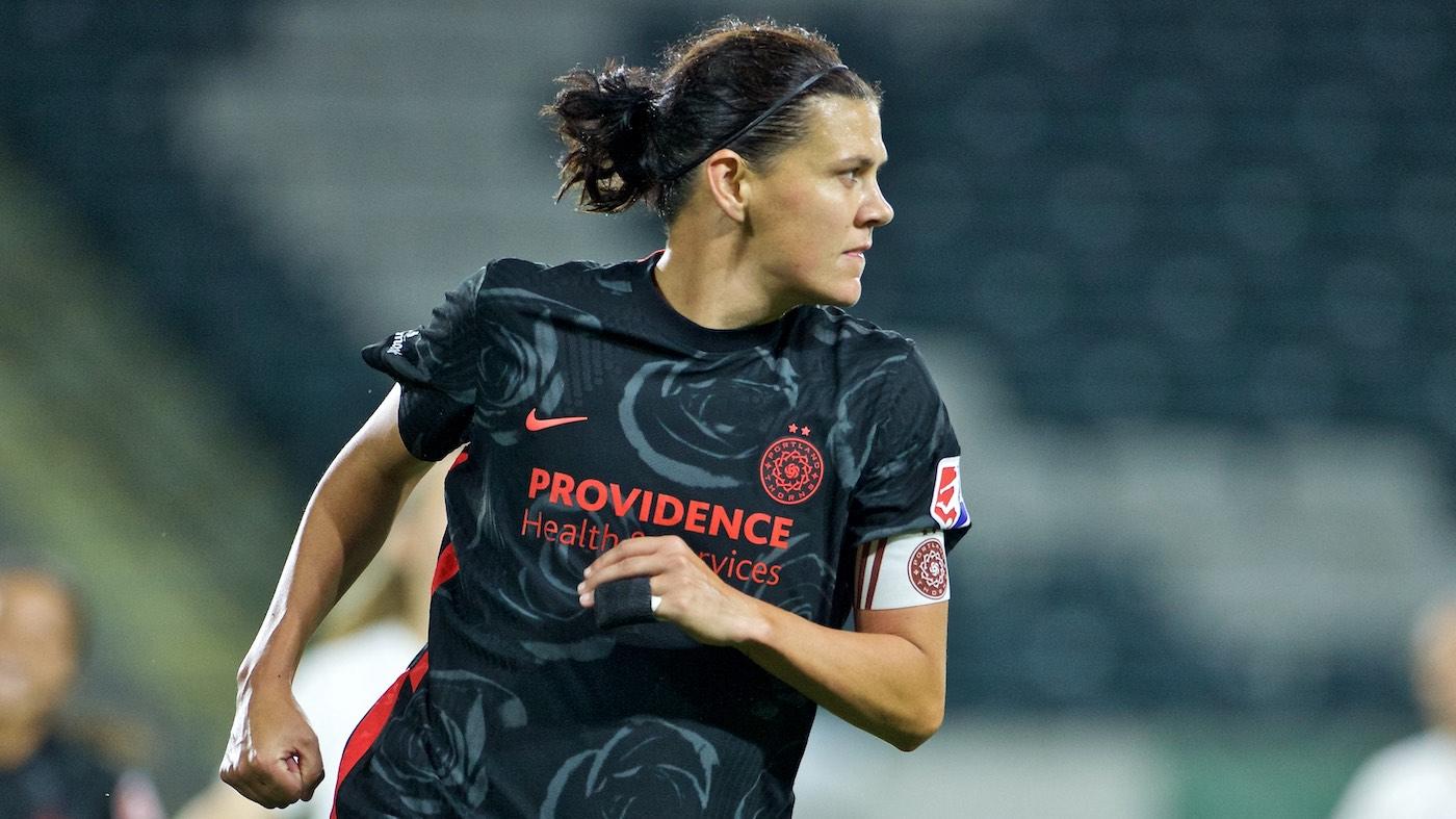 NWSL free-agent tracker: Portland Thorns bring back Canadian legend Christine Sinclair for one more season