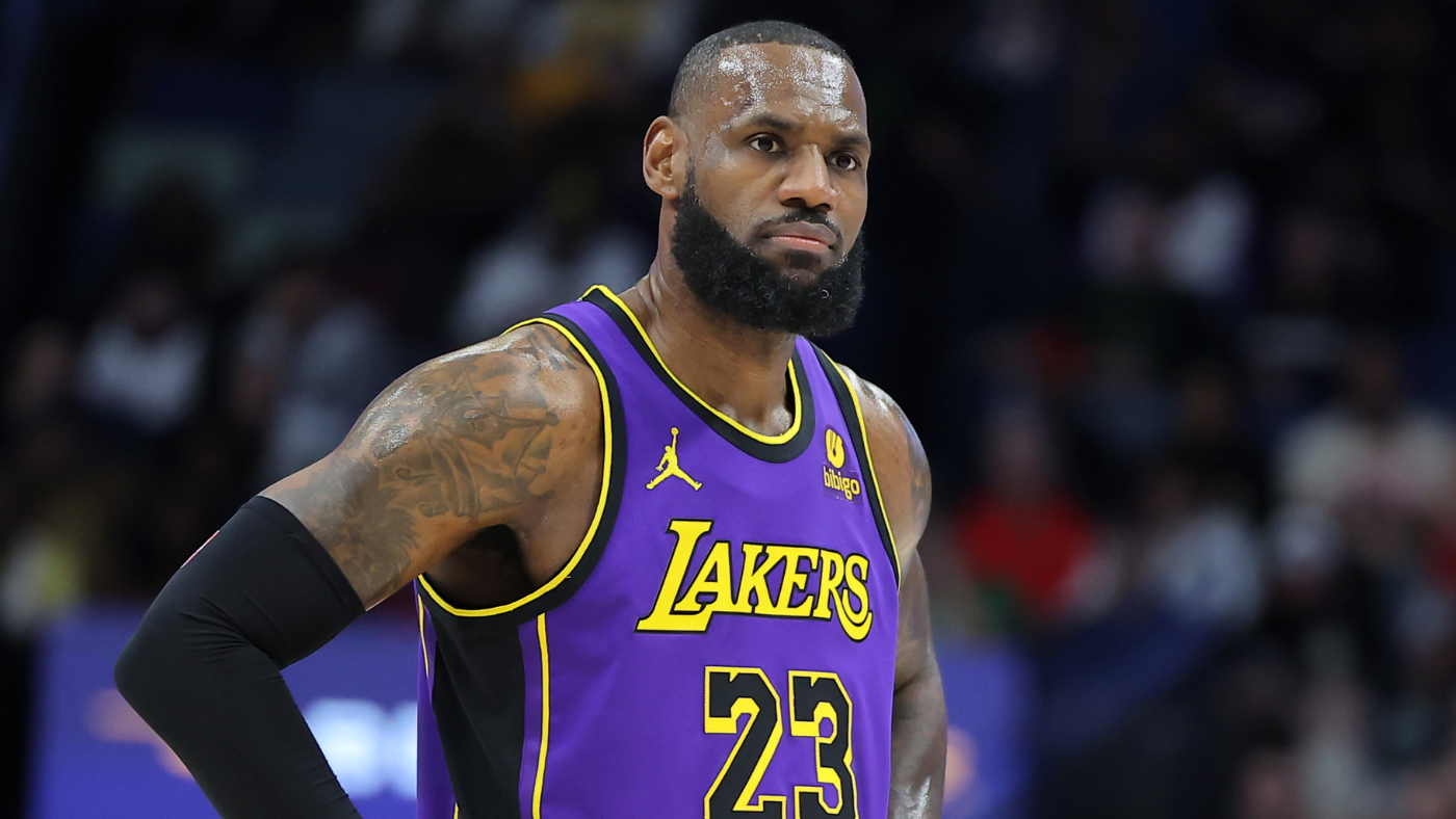 LeBron James trade rumors shut down by agent Rich Paul: Lakers superstar 'won't be traded'