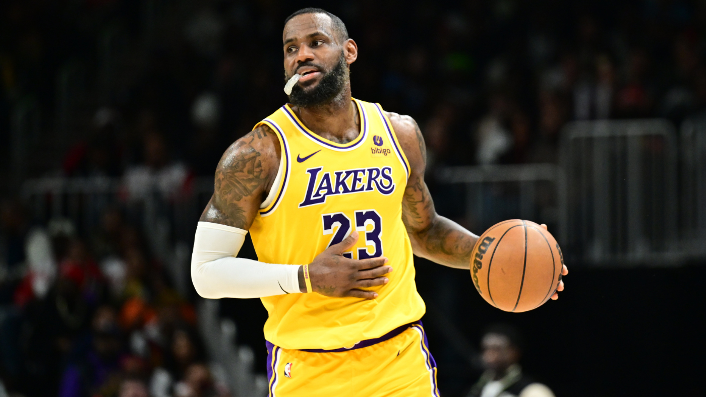 LeBron James still 'committed to the Lakers' despite trade rumors, says agent Rich Paul